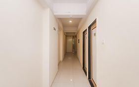 Capital O Orbit Inn Near Infiniti Mall